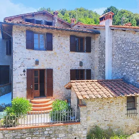 Holiday home Cara House Tuscany - Zona Lucca Chiatri